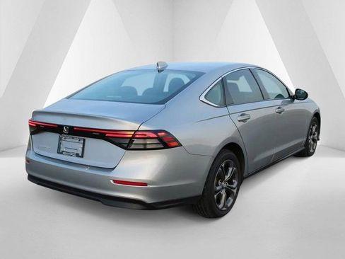 Used 2023 Honda Accord EX image 7