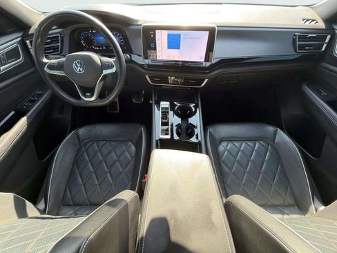 Used 2024 Volkswagen Atlas Cross Sport SEL Premium R-Line AWD/4WD image 24