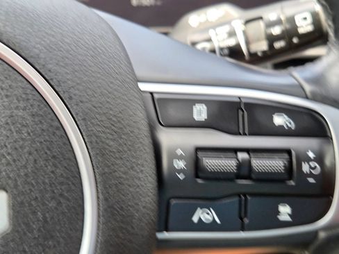 Used 2023 Kia Sportage SX FWD image 25