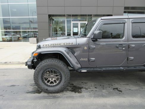 Used 2021 Jeep Wrangler Unlimited Rubicon image 2
