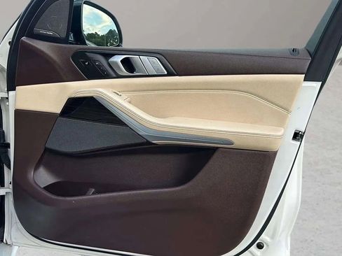 Used 2019 BMW X7 xDrive40i w/ Premium Package image 27