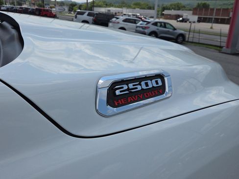 Used 2022 RAM 2500 Tradesman AWD/4WD image 6