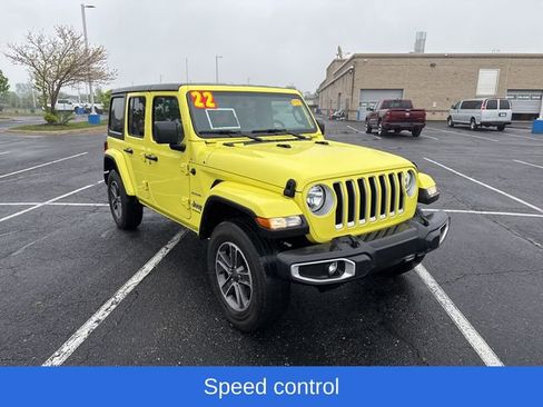 Used 2023 Jeep Wrangler Sahara image 9