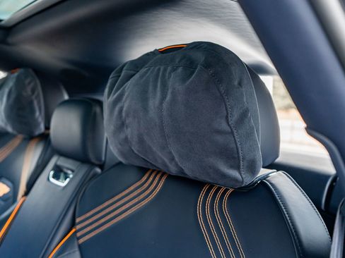 Certified 2025 Bentley Bentayga S Black Edition image 39