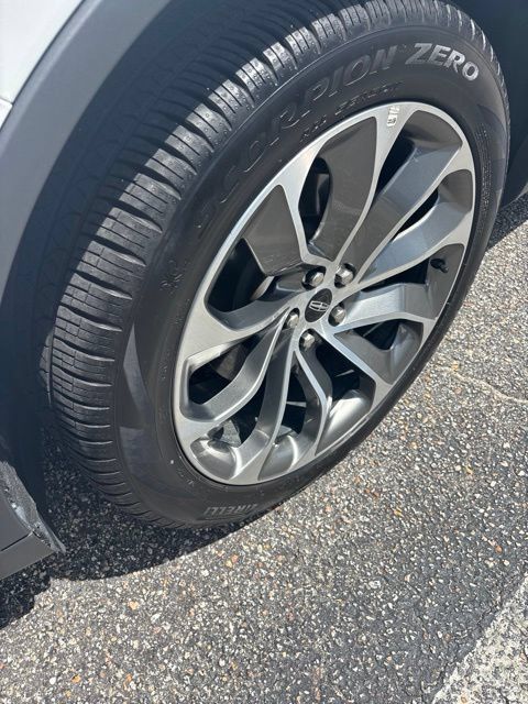 Used 2026 Lincoln Aviator Reserve RWD image 5