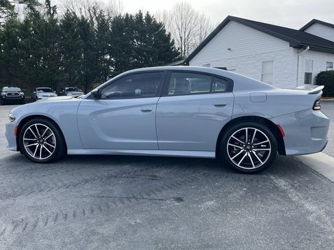 Used 2022 Dodge Charger R/T w/ Plus Group image 4