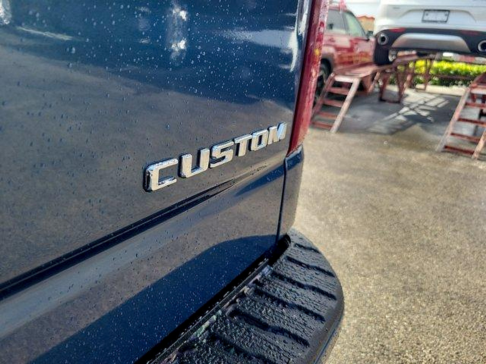 Used 2024 Chevrolet Silverado 1500 Custom RWD image 9