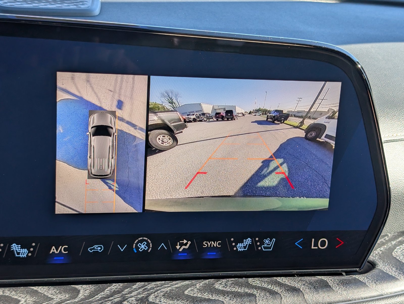 New 2027 Chevrolet Traverse High Country w/ LPO, Floor Liner Package AWD/4WD image 31