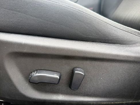 Used 2024 Nissan Altima 2.5 SV FWD image 11