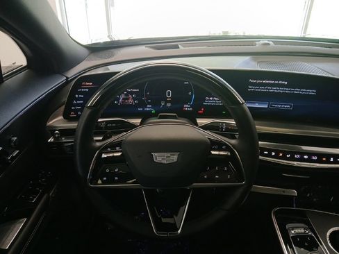 Certified 2024 Cadillac Lyriq Luxury AWD/4WD image 19
