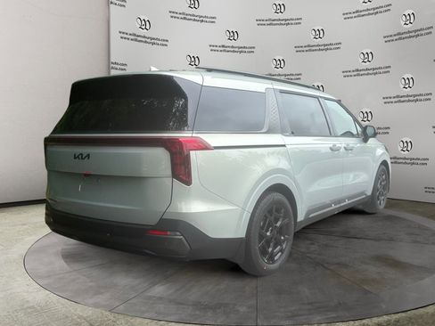 New 2026 Kia Carnival SX w/ SX Dark Edition Package FWD image 5