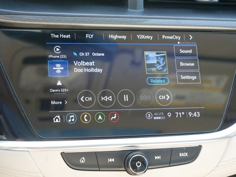 Used 2021 Buick Encore GX Essence w/ Advanced Technology Package AWD/4WD image 22