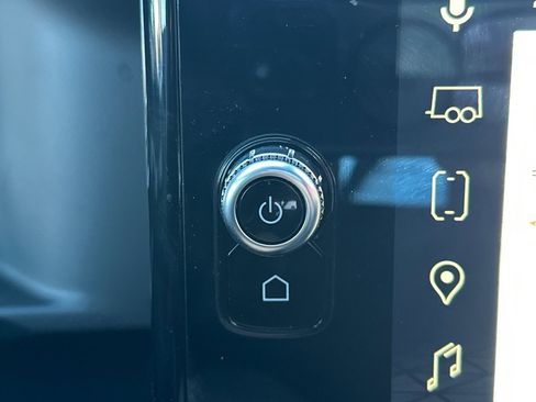 Used 2025 GMC Sierra 2500 AT4 w/ AT4 Premium Plus Package image 31