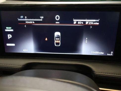 Certified 2023 Nissan Ariya FWD image 16