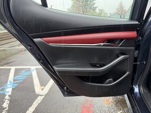 Used 2019 MAZDA MAZDA3 AWD Hatchback w/ Premium Pkg image 29