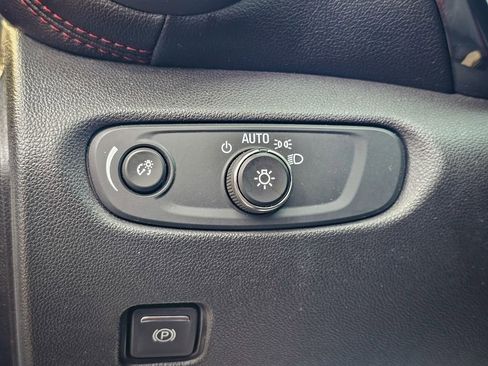 Used 2020 Chevrolet Blazer RS image 16