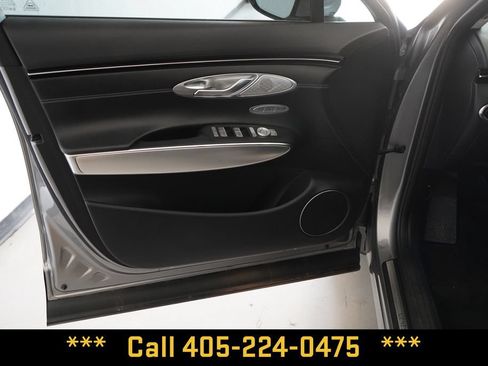 Used 2023 Genesis GV70 2.5T w/ Select Package AWD/4WD image 15