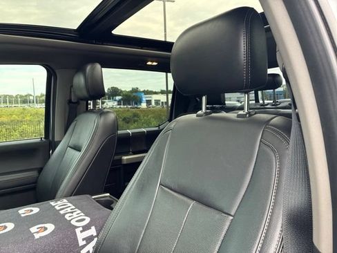 Used 2020 Ford F250 Lariat w/ Lariat Ultimate Package AWD/4WD image 8