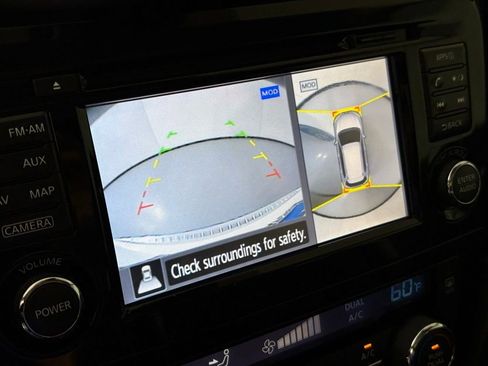 Used 2017 Nissan Rogue SL w/ SL Premium Package image 28