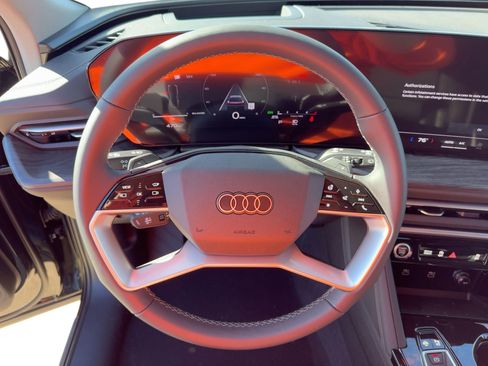 New 2025 Audi Q5 Premium Plus image 18