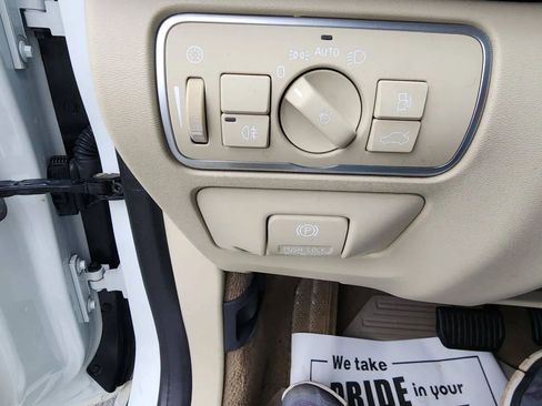 Used 2015 Volvo XC60 T6 Platinum image 19