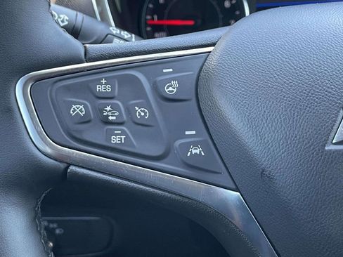 Used 2024 Chevrolet Equinox LT FWD image 30