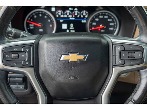 Used 2021 Chevrolet Tahoe Premier w/ Premium Package RWD image 18