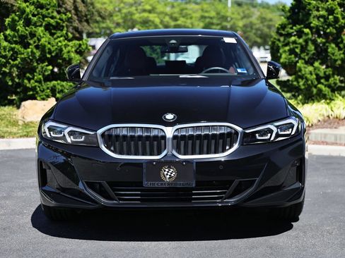 Used 2024 BMW 330i xDrive Sedan w/ Premium Package AWD/4WD image 13