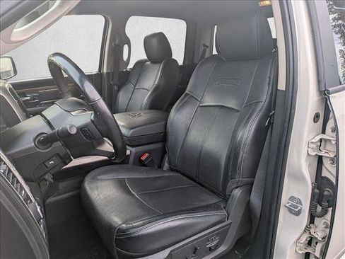 Used 2018 RAM 1500 Laramie w/ Convenience Group image 15