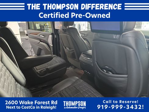 Certified 2022 Cadillac Escalade Premium Luxury Platinum AWD/4WD image 11