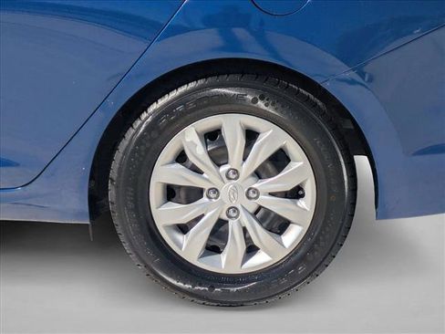 Used 2020 Hyundai Accent SE image 24