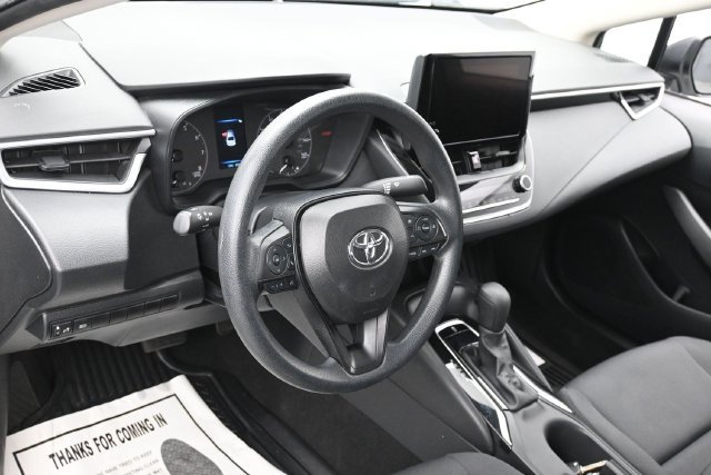 Used 2024 Toyota Corolla LE FWD image 15