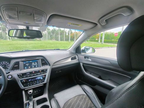Used 2016 Hyundai Sonata Sport w/ Option Group 02 FWD image 27
