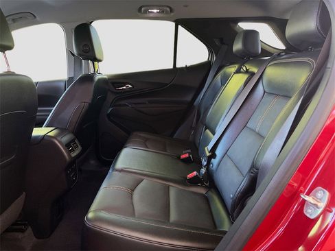 Used 2024 Chevrolet Equinox Premier image 24