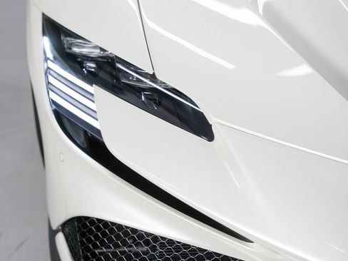 Used 2023 Ferrari SF90 Spider AWD/4WD image 12
