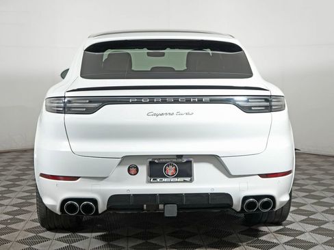 Certified 2023 Porsche Cayenne Turbo AWD/4WD image 6