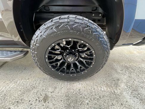 Used 2022 RAM 2500 Limited image 33