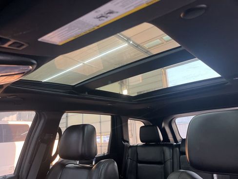 Used 2020 Jeep Grand Cherokee Limited w/ Luxury Group II AWD/4WD image 37