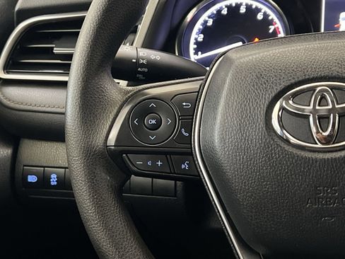 Used 2019 Toyota Camry LE FWD image 34