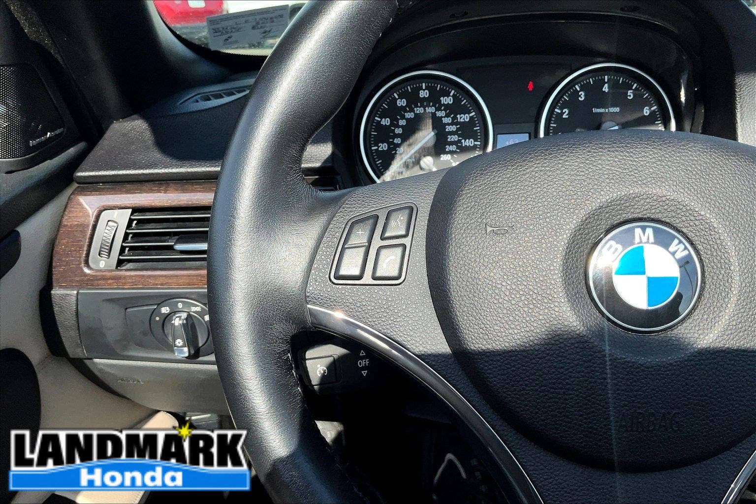 Used 2012 BMW 335i Convertible RWD image 20