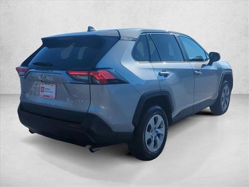 Used 2025 Toyota RAV4 LE image 5