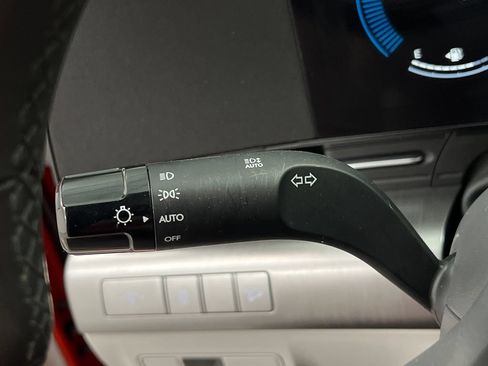 Used 2024 Hyundai Kona SEL AWD/4WD image 48