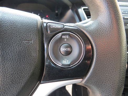 Used 2013 Honda Civic EX image 16