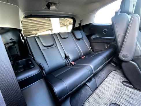 Certified 2025 Subaru Ascent Limited image 18