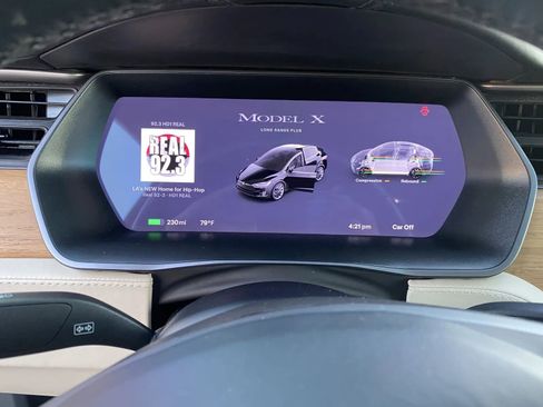 Used 2020 Tesla Model X Long Range image 12