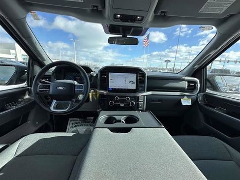 Used 2025 Ford F150 XLT w/ Equipment Group 301A Standard image 13