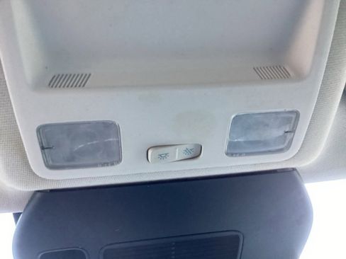 Used 2022 Ford Escape SE image 60