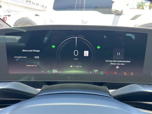 Used 2024 Lucid Air Touring AWD/4WD image 21