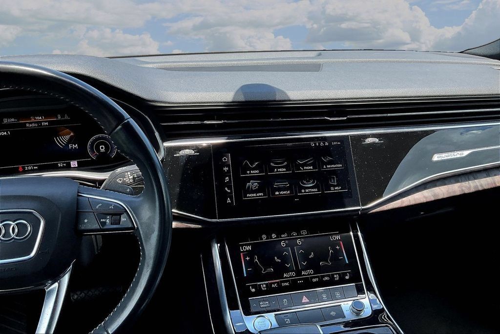Used 2020 Audi Q8 Premium Plus w/ Premium Plus Package AWD/4WD image 9