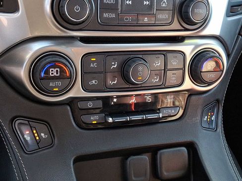 Used 2019 Chevrolet Tahoe LT w/ RST Edition image 19